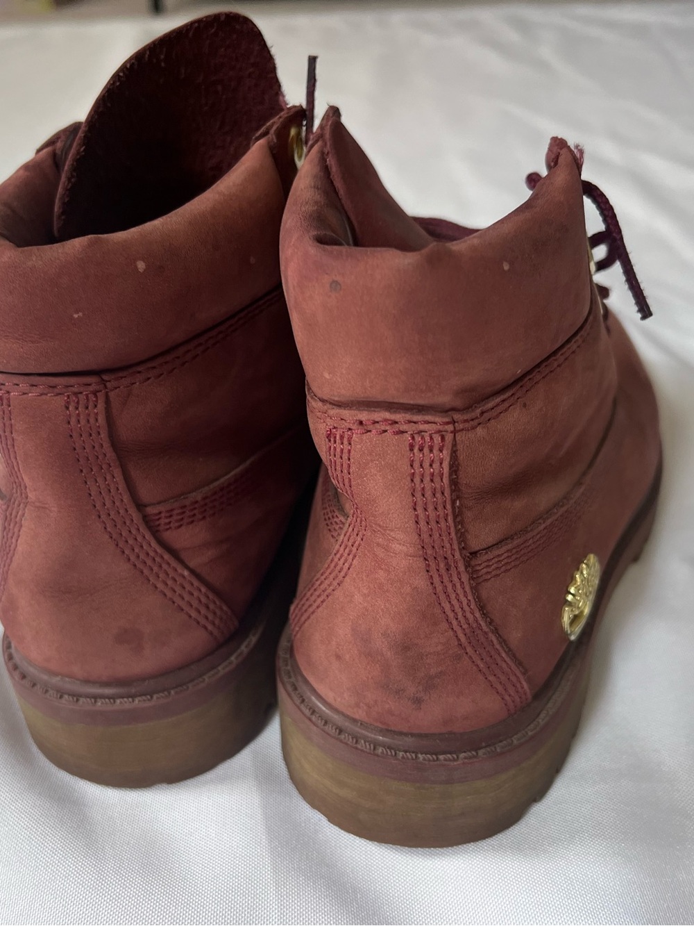 Timberland 6-Inch Premium Boots Burgundy Gold Logo Kids Size 4 - Picture 3 of 14